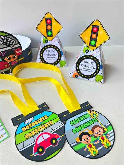Lembrancinha Dia Do Transito Com Pirulito - Kit lembrancinhas DIA DO TRÂNSITO – Professora Cinara Maria: Recursos ...