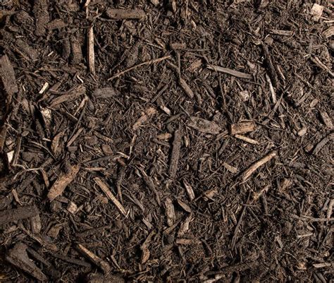 Natural Hardwood Mulch - Greendell Landscape Solutions