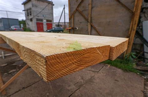 Доска обрезная 150x50x6000 из сосны естественной влажности сорт АВ в ...