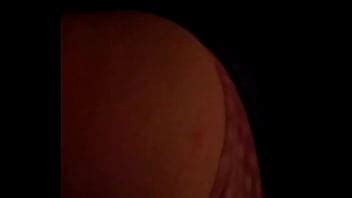 Ma copine donne la tête pendant que je secoue son cul XVIDEOS