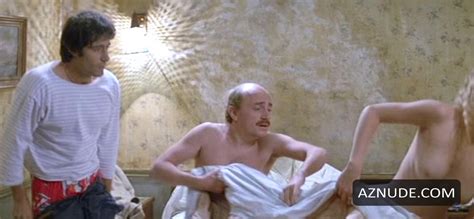 MARCHE A L OMBRE NUDE SCENES AZNude