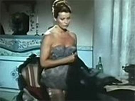 Naked Senta Berger In L Amante Dell Orsa Maggiore Video Clip