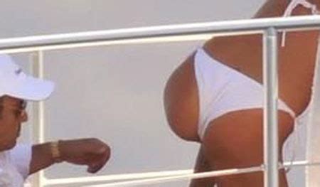 Victoria Silvstedt Isn T Topless In A Bikini In St Tropez Of The Day DrunkenStepFather