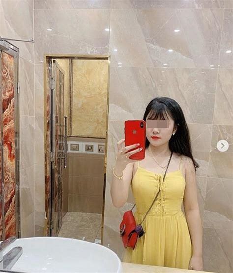 Nhan sắc không phải dạng vừa của tú bà hot girl sinh năm vừa bị tạm giữ Netizen Việt