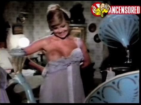 Naked Christa Linder In V Bora Caliente