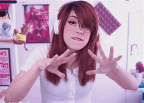 Massage Boob の Tenor