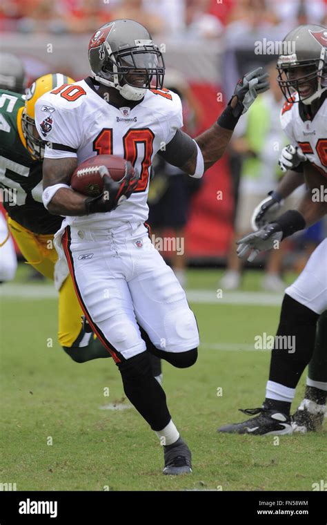 Dexter jackson football hi-res stock photography and images - Alamy