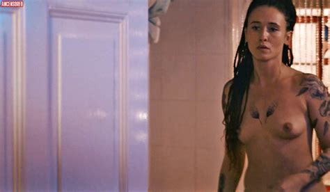 Naked Peri Baumeister In Tage Wach