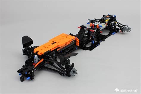 LEGO Technic 42141 McLaren Formula 1 Race Car TBB Review 30 The