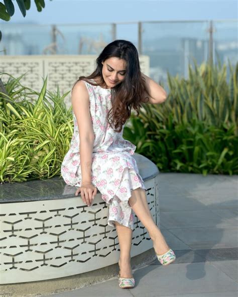 Surbhi Jyoti can't stop laughing, reason revealed