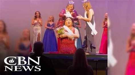 Biological Male Wins Local Miss America Pageant Own That Crown