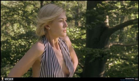 Naked Rosamund Pike In The Devil You Know