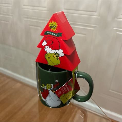 The Grinch Kitchen 223 The Grinch Hot Cocoa Mug Set How The Grinch Stole Christmas Dr Seu