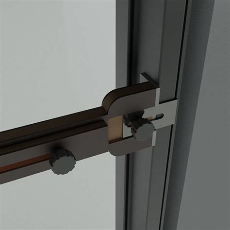 Распорка для фиксации дверного короба