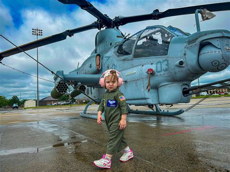 Naval Weapons Station Earle - COLTS NECK, NEW JERSEY — Capt. Ed