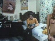 Naked Sharon Shira in Schlüsselloch Report