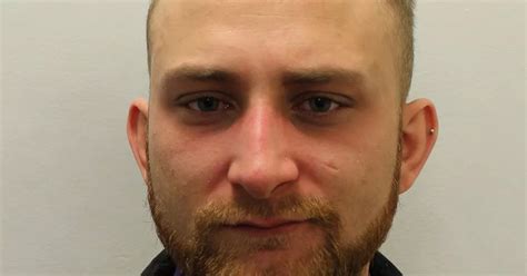 Croydon Grindr Predator Leaked Men S Naked Pictures If They Did Not Pay Him Mylondon