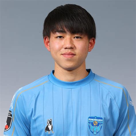 横浜fcユース Mf 高塩隼生選手・df ヴァン イヤーデン ショーン選手 U 18日本代表 スペイン遠征（113〜1113スペイン