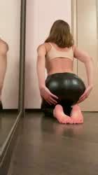 Should I Host A Fan Fuck Scrolller