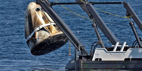 Spacex Testing Ceramic Starship Heat Shield Tiles On Flight Proven Crs