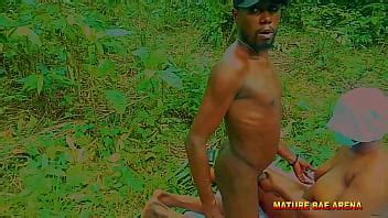 No pudo aguantar ni minutos cuando ella abrió las piernas y le pidió correrse XVIDEOS