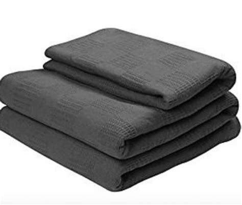 Best Summer Blankets To Cool You Way Down On A Hot Sticky Night Yourtango