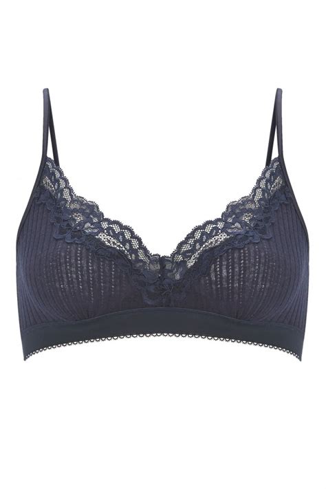 Pretty Maternity Lingerie You Ll Actually Want To Wear Who What Wear