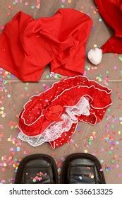 88 imágenes de All naked man and woman Imágenes fotos y vectores de stock Shutterstock