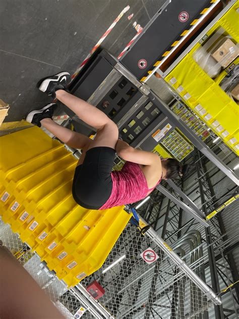 Venezuelan Milf In Short Leggings Short Shorts Volleyball Forum