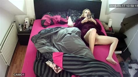 Girlfriend Masturbating And Texting Girl Masturbating Porn XHamster