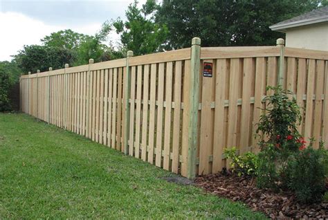 Capped Wood Semi Privacy Fence Orlando Fl Mossy Oak Fences