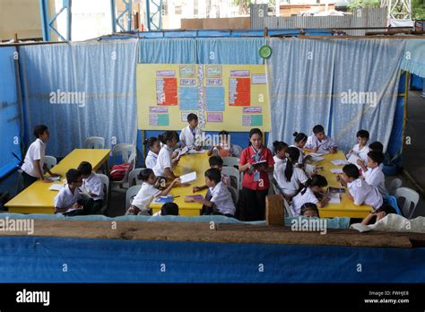 philippines school classroom  res stock photography  images alamy