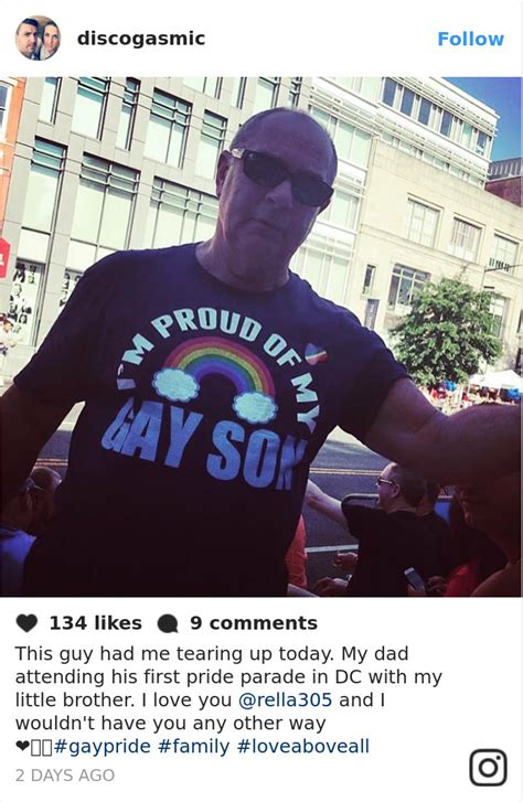 Pap S Y Mam S Que Son H Roes En El Mes Del Orgullo Gay