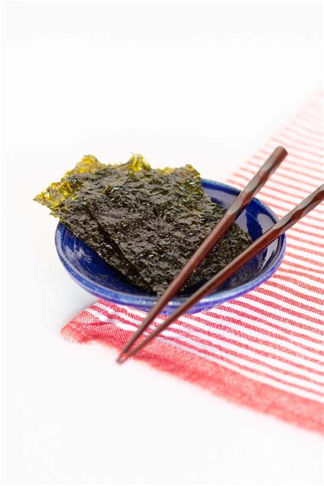 What Does Seaweed Taste Like? - Food Shark Marfa