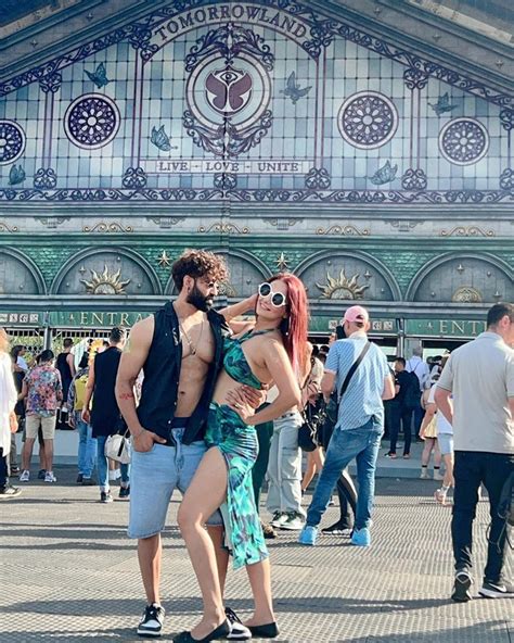 Piya Sharma Hot At Tomorrowland Music Festival Glamsundari In