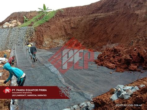 Dokumentasi Pemasangan Geogrid Dan Geotextile Non Woven Pada