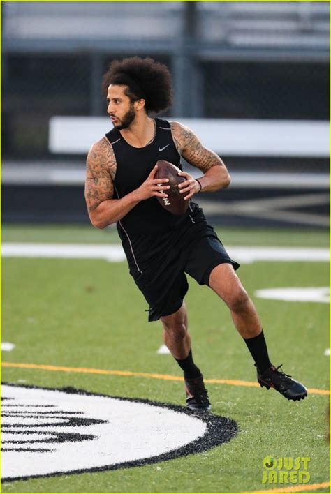 Colin Kaepernick Bares Buff Biceps During NFL Workout In Atlanta Photo