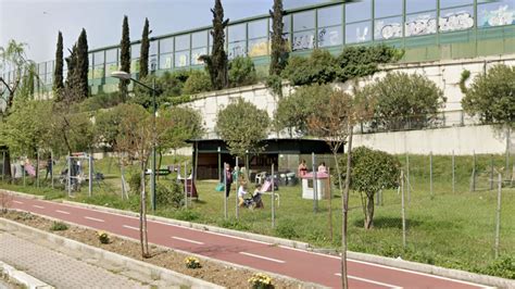 Saxa Rubra I Cittadini Si Autotassano Per Mantenere Lunico Parco