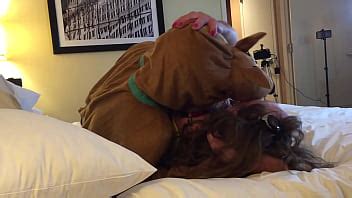Scooby Doo Baise Un Travesti Mature Avec Un Gros Cul Xvideos