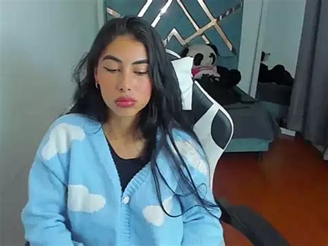 Suzu Stripchat Live Sex Cam Eemates