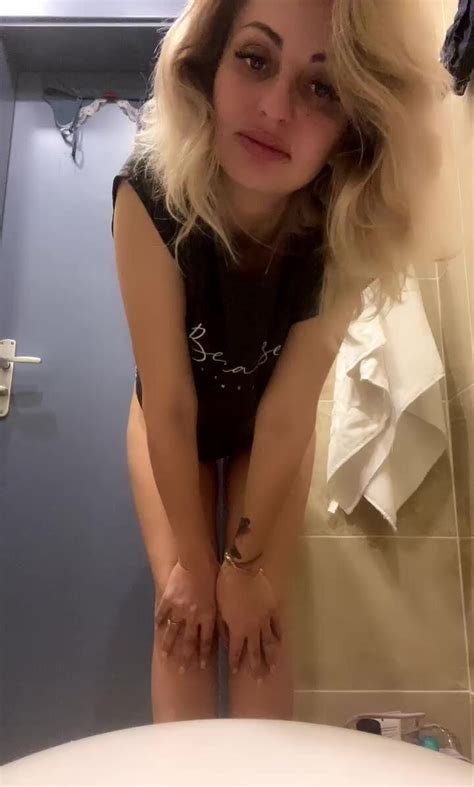 Russian Horny Milf Strips And Masturbates Porntrex