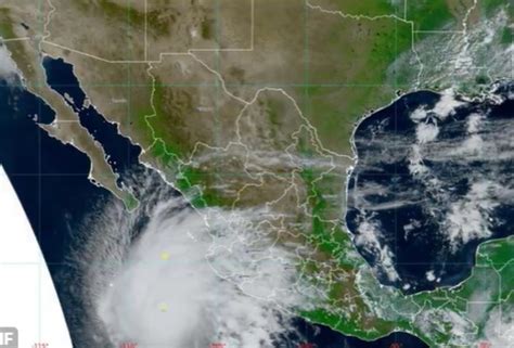 Huracán Norma provoca cierre del puerto de Manzanillo