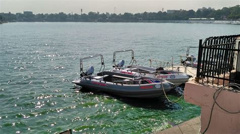 Kankaria Lake History Location Distance Things To Do Hotels Adotrip