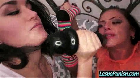 Hard Lesbian Search Xnxx