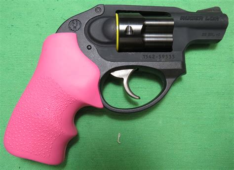 Ruger Lcr Hammerless Black And Pink Grips New In Box 38 Special P