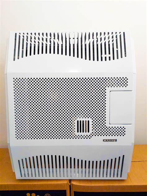 Газовый стальной конвектор CANREY CHS - 3 кВт. На 30 м2. Работает от ...