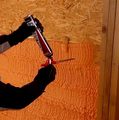 Пенный утеплитель для стен в баллонах, как утеплить стены пеной