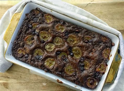 protein packed banana bread — Hello Darlings