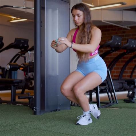 Behind The Heel Squats By Deanna B Exercise How To Skimble