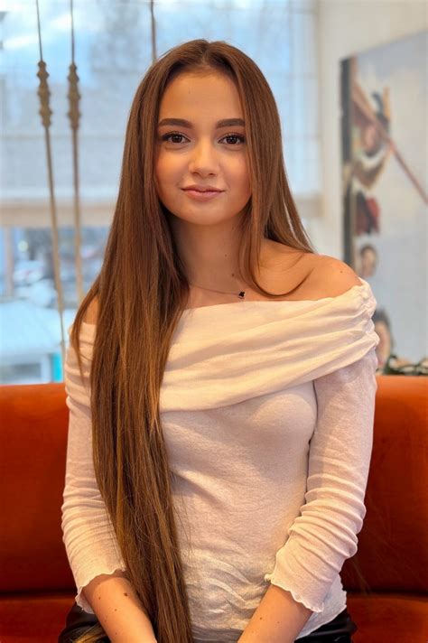 Irina Yo Brown Eyes Brunette Hair Id